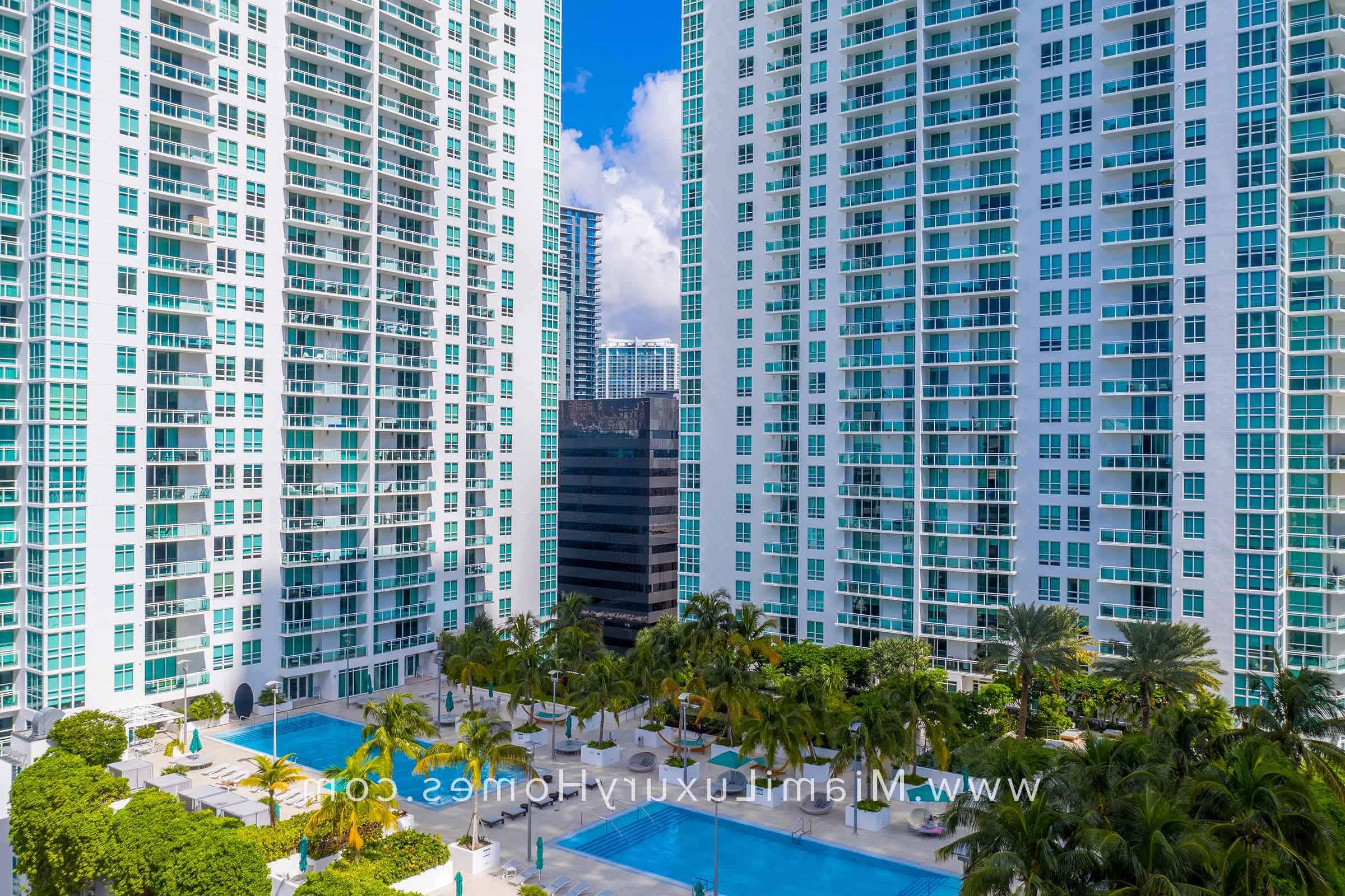 The Plaza on Brickell Condos Pool